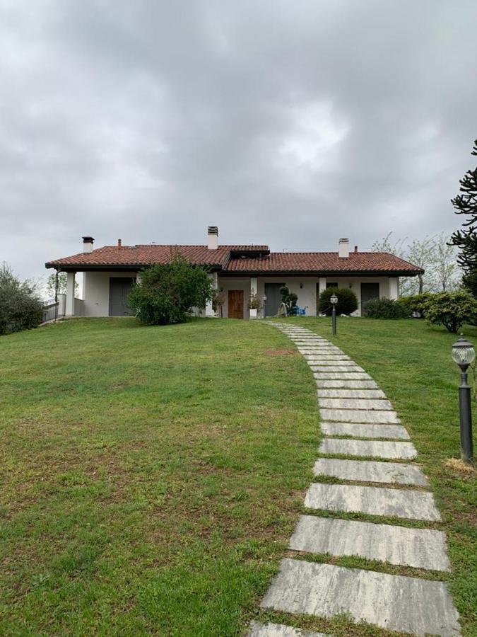 Casa Vacanze Al Capriano Appartamento Mora Cantello Exteriör bild