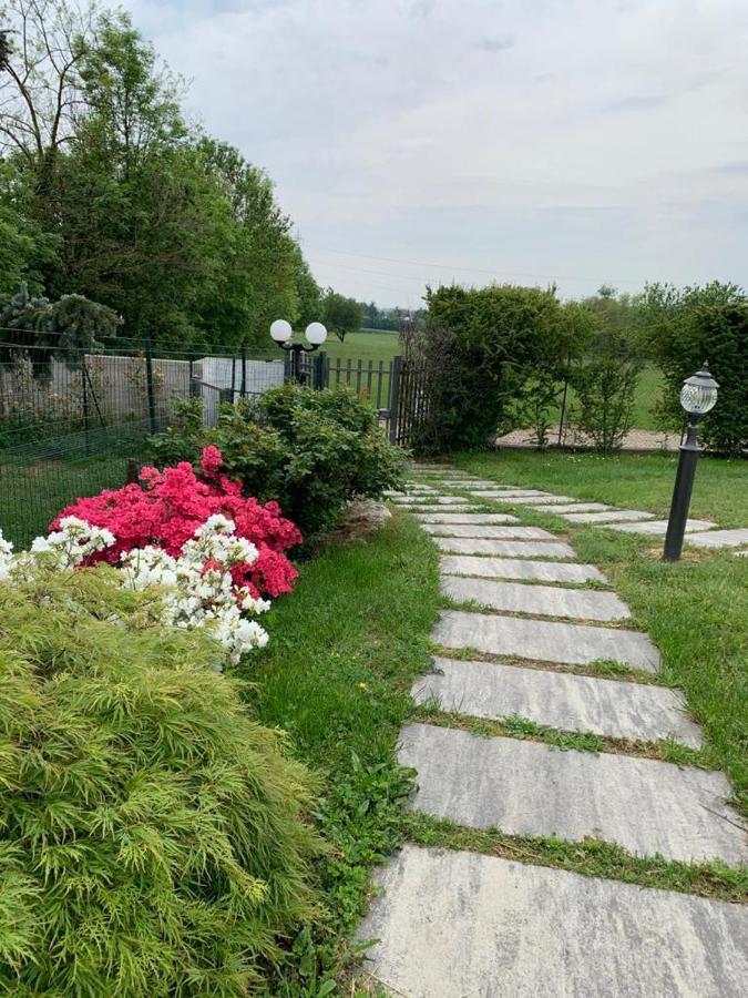Casa Vacanze Al Capriano Appartamento Mora Cantello Exteriör bild